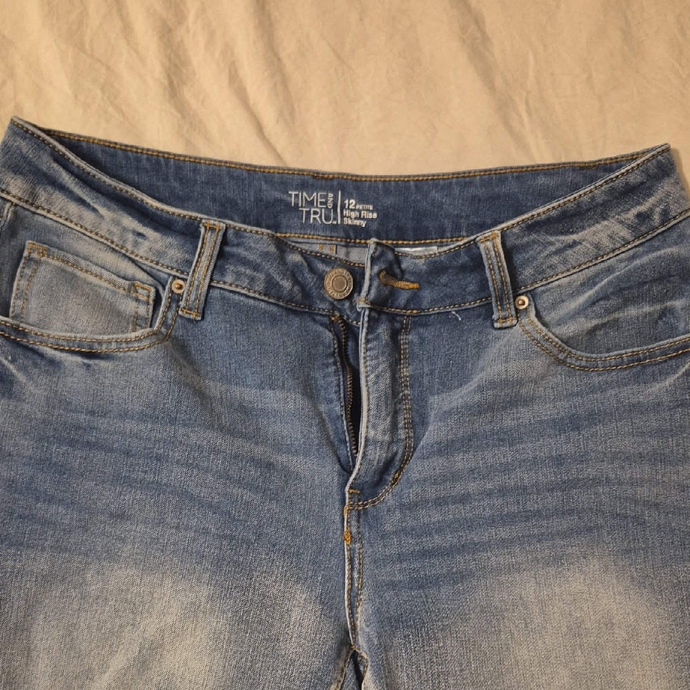 Time and Tru Light Blue High-Rise Skinny Jeans